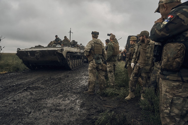 Phương Tây bất ngờ trước đà tiến công chớp nhoáng của Ukraine